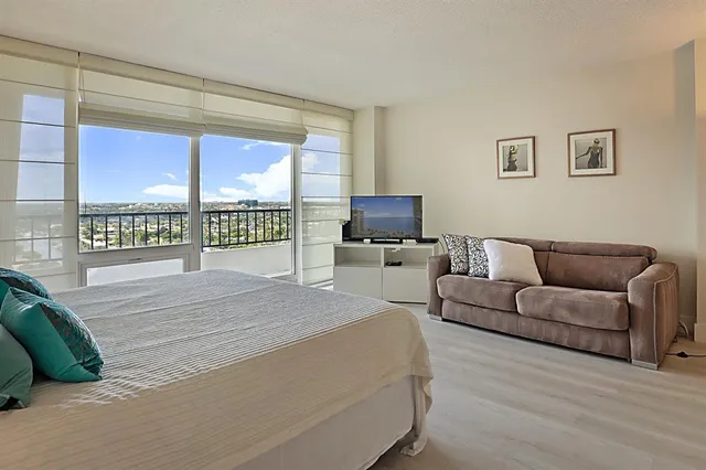 $710,000 | 4280 Galt Ocean Drive, Unit 15E, Fort Lauderdale, FL 33308