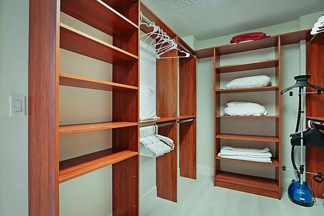 $710,000 | 4280 Galt Ocean Drive, Unit 15E, Fort Lauderdale, FL 33308