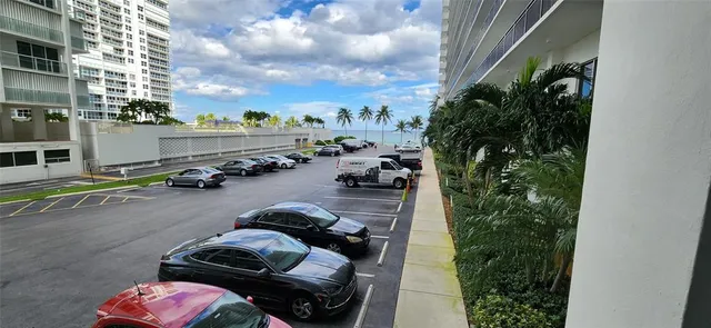 $710,000 | 4280 Galt Ocean Drive, Unit 15E, Fort Lauderdale, FL 33308