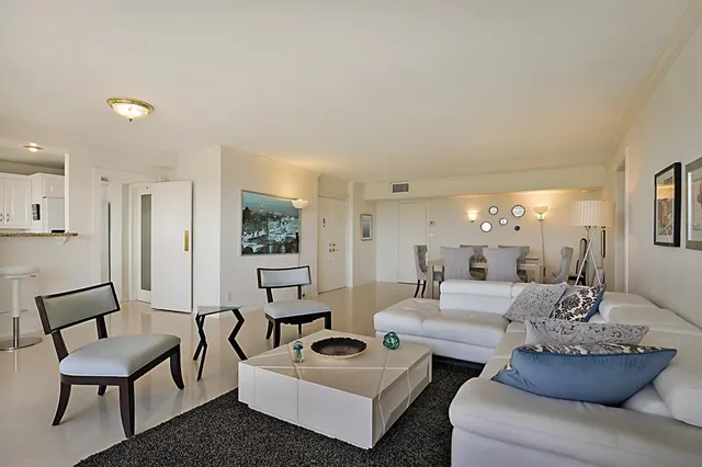 $710,000 | 4280 Galt Ocean Drive, Unit 15E, Fort Lauderdale, FL 33308