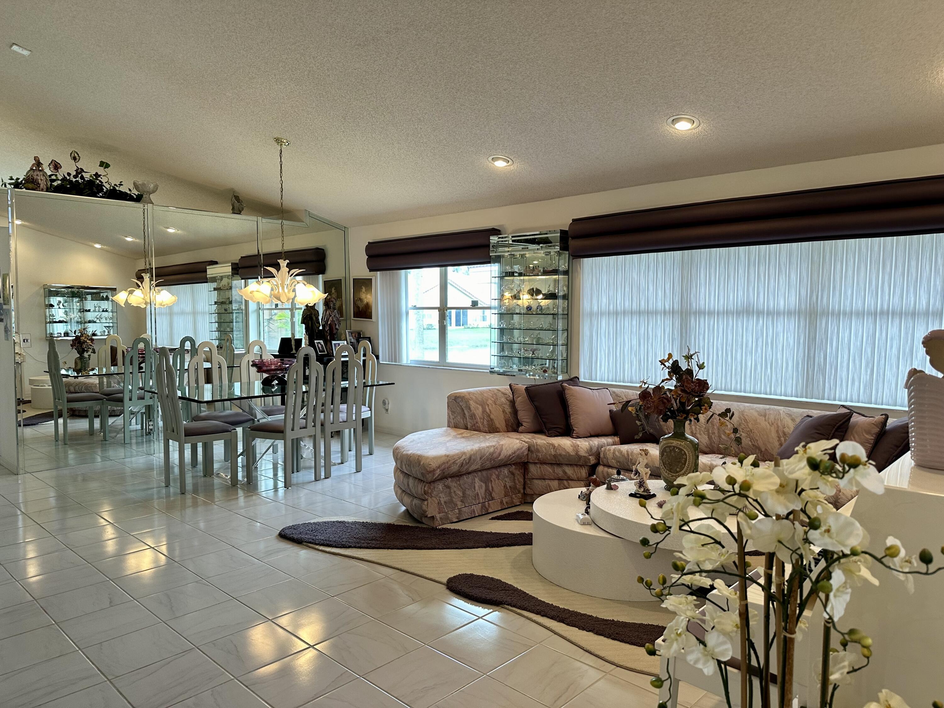 10940 Ladera Lane, Unit C Boca Raton, FL 33498 - Photo 4 of 26 Living/Dining