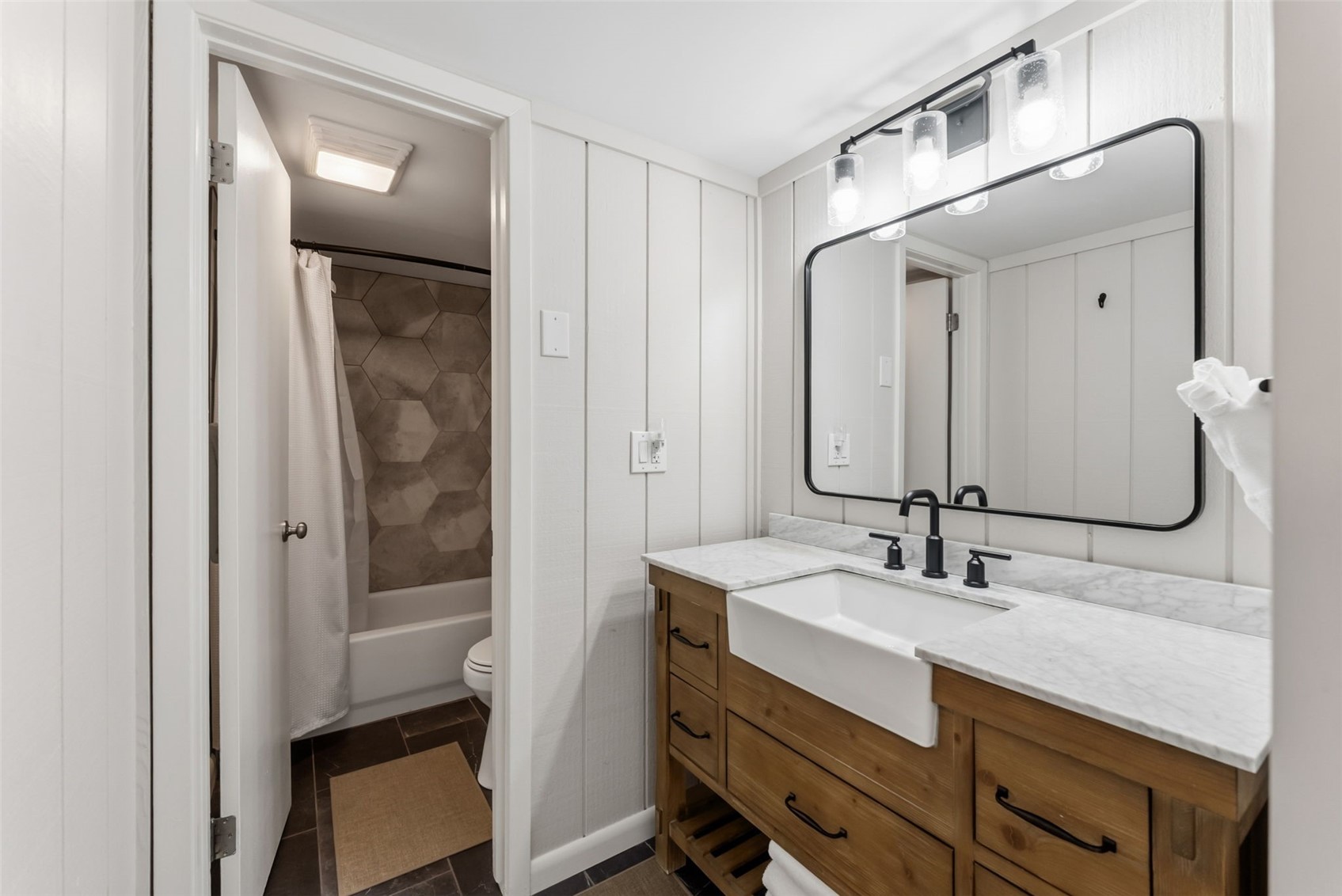 78 Bunker Hill Lode Road, Unit 3 Breckenridge, CO 80424 - Photo 13 of 31 Primary bath