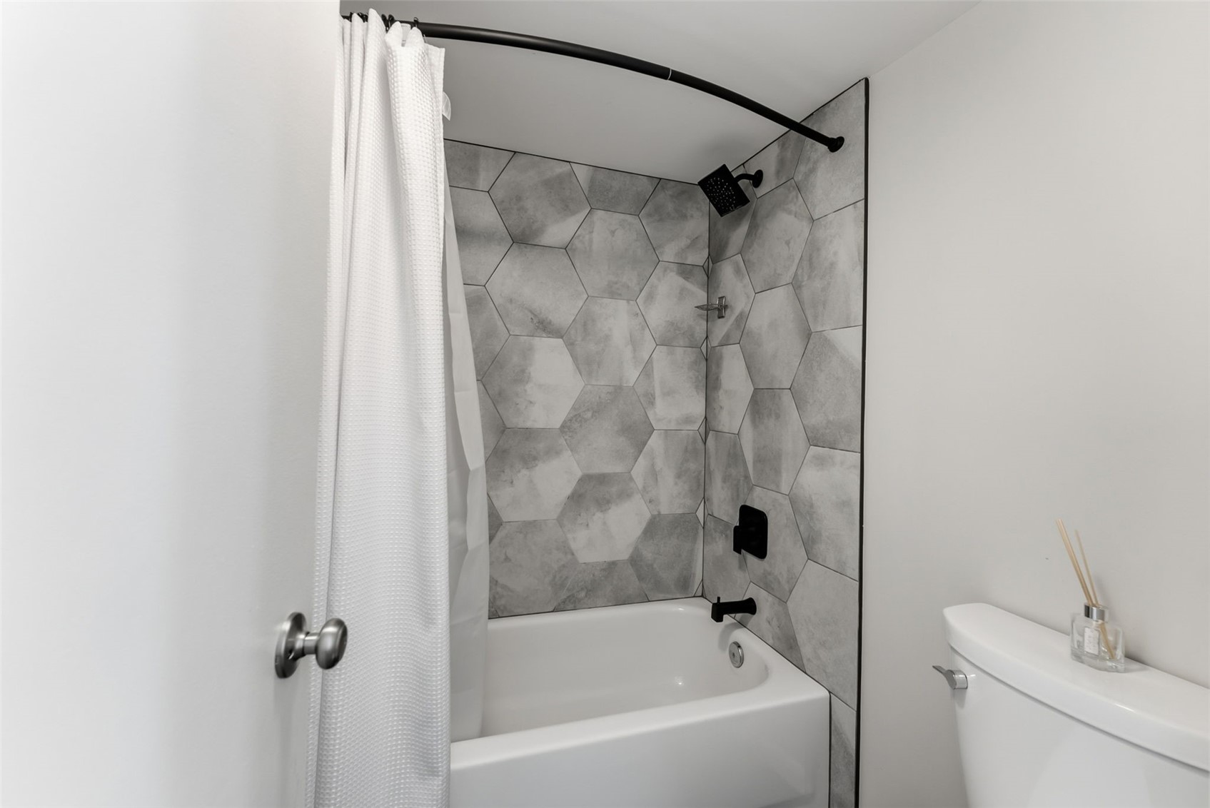 78 Bunker Hill Lode Road, Unit 3 Breckenridge, CO 80424 - Photo 14 of 31 Primary bath