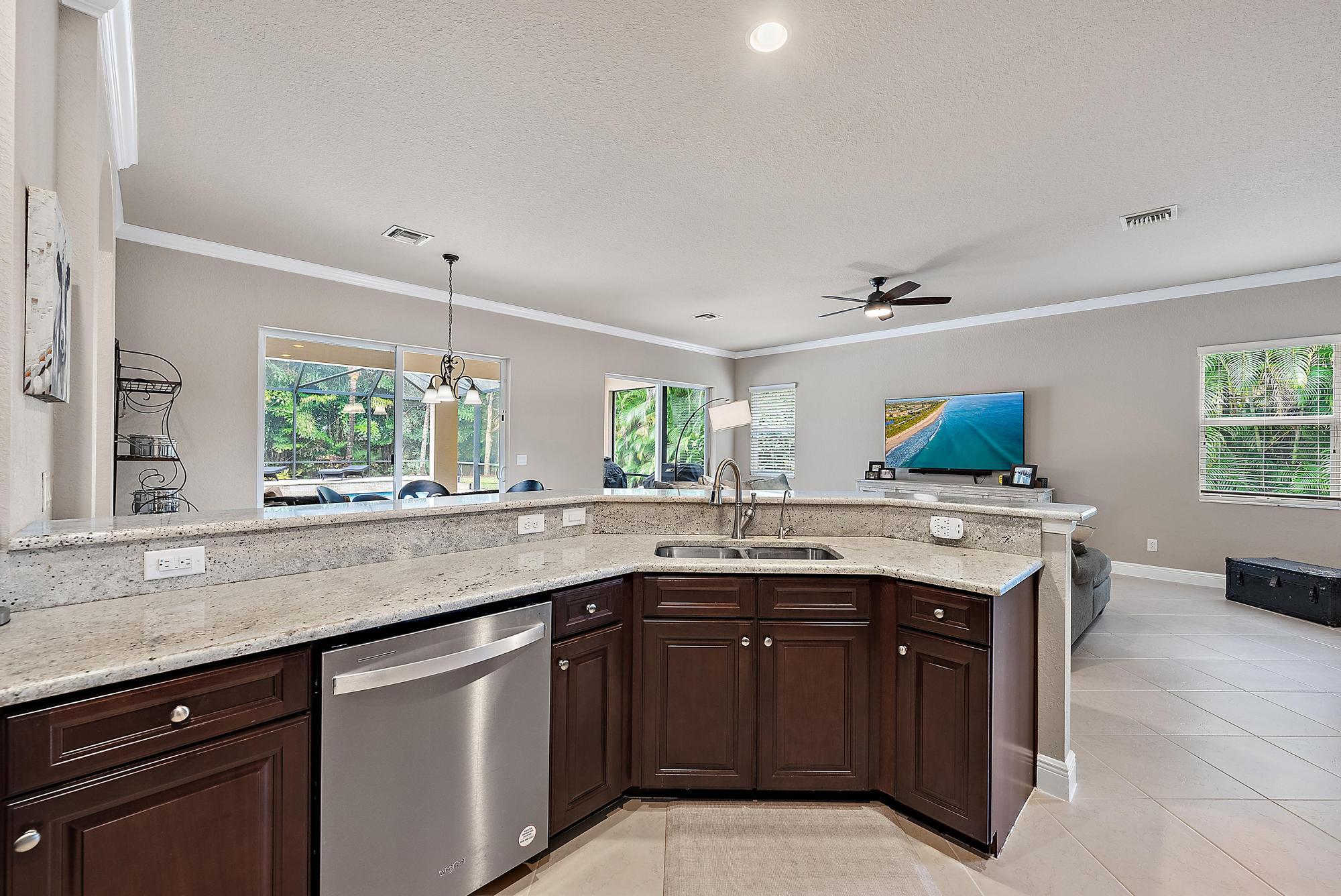 271 Rudder Cay Way Jupiter, FL 33458 - Photo 7 of 45 Kitchen