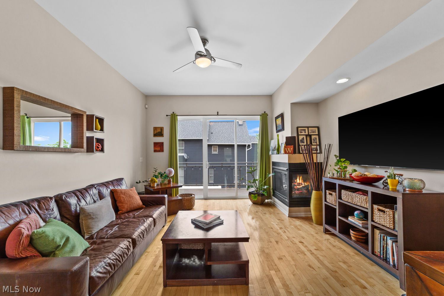 2575 West 9th Street Cleveland, OH 44113 - Photo 7 of 32