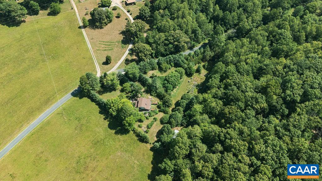 532 Megan Lane Shipman, VA 22971 - Photo 4 of 11