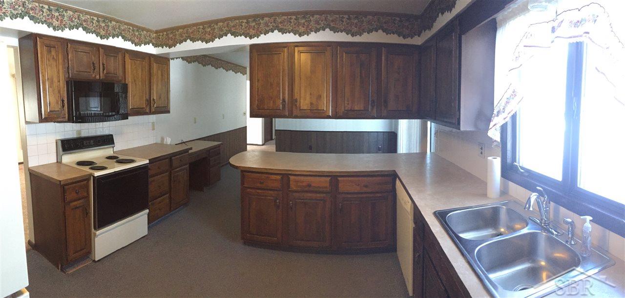 10290 Frost Road Freeland, MI 48623 - Photo 3 of 10 31280250-2.JPG