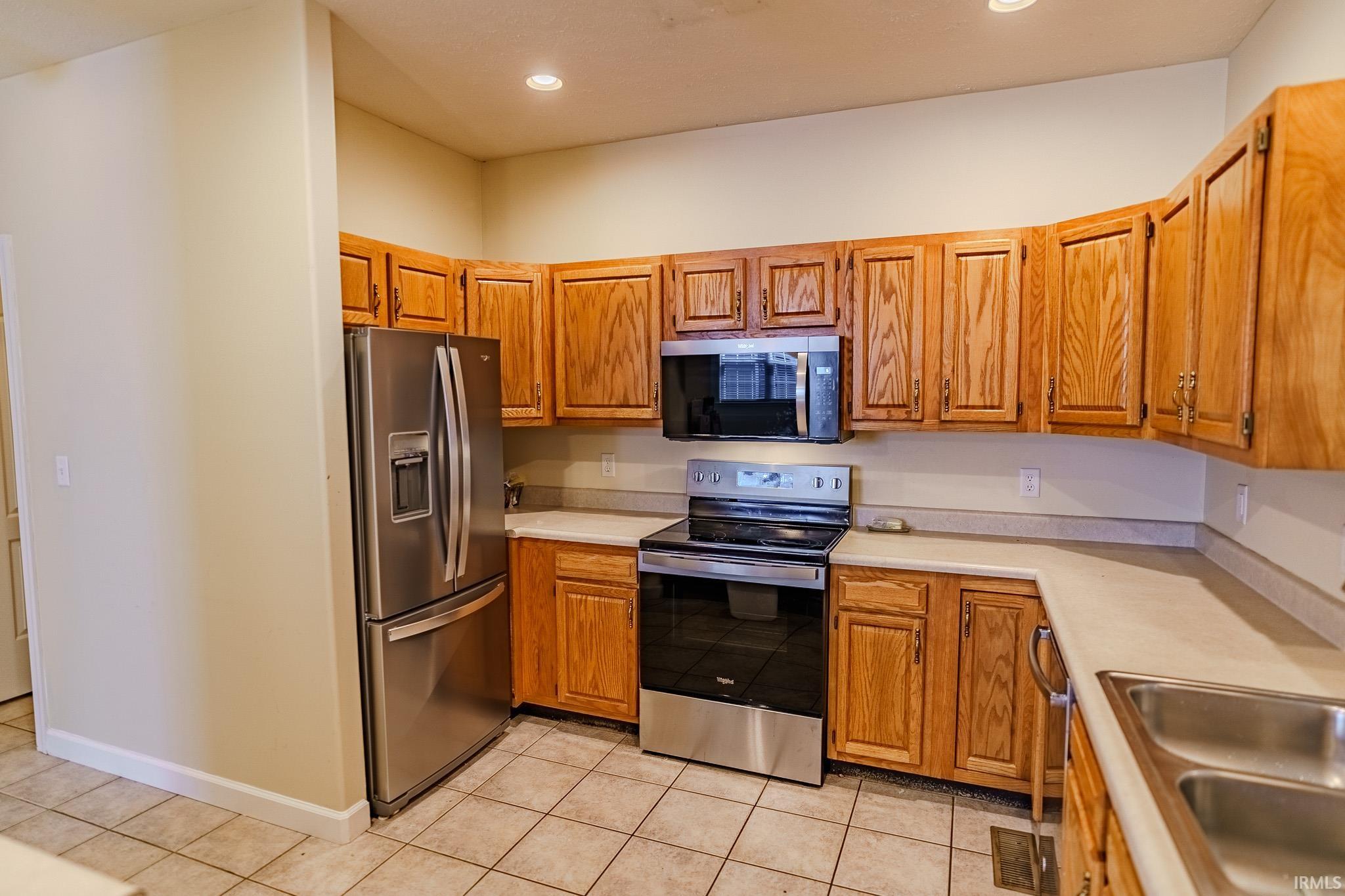 4229 Peterborough Road West Lafayette, IN 47906 - Photo 9 of 35