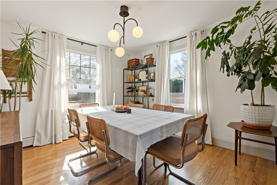 11 Stuart Street Warren, RI 02885 - Photo 18 of 33