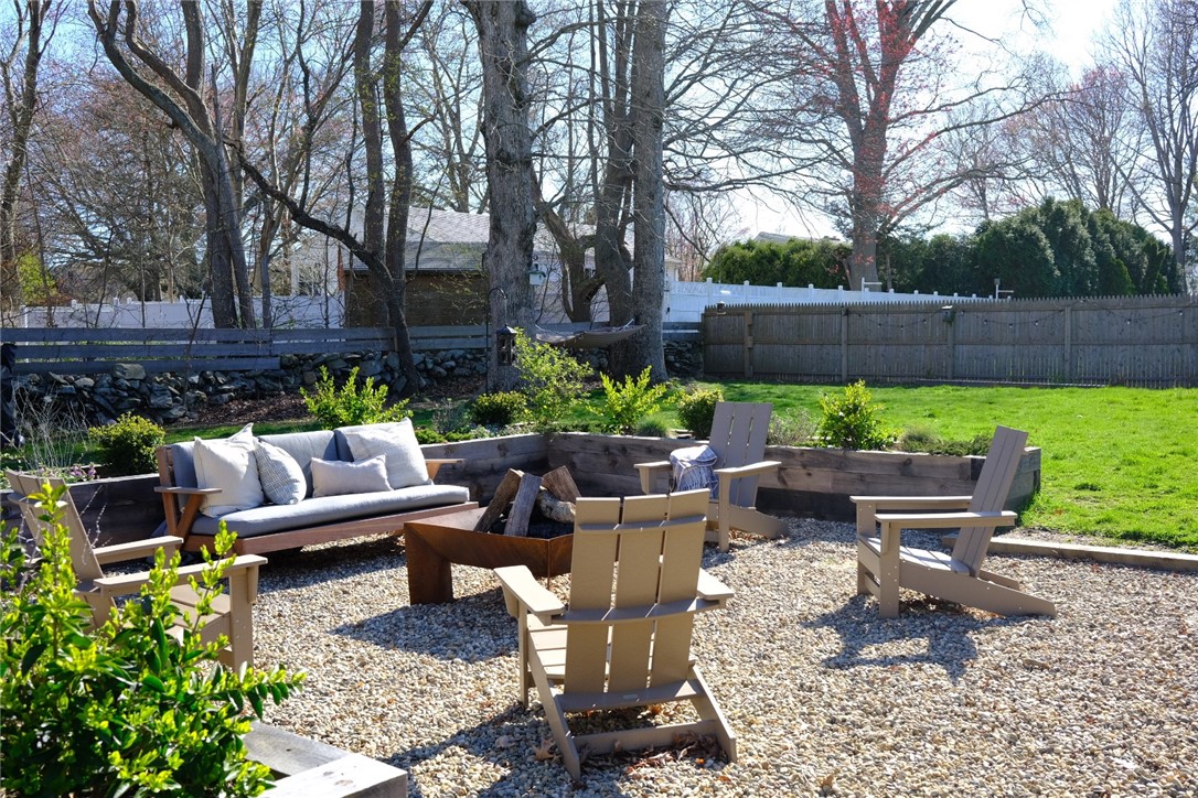 11 Stuart Street Warren, RI 02885 - Photo 33 of 33