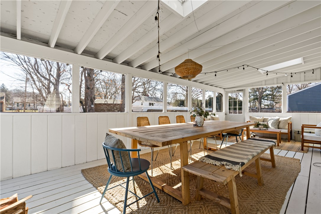 11 Stuart Street Warren, RI 02885 - Photo 6 of 33