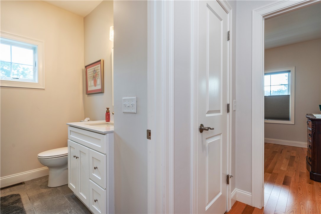 1 Hampton Road, Unit 27 Coventry, RI 02816 - Photo 11 of 50