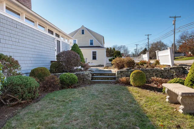 $1,490,000 | 132 Pepperrell Road, Kittery, ME 03905