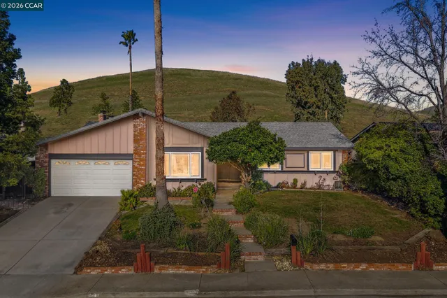 $998,000 | 139 Regency Drive, Clayton, CA 94517