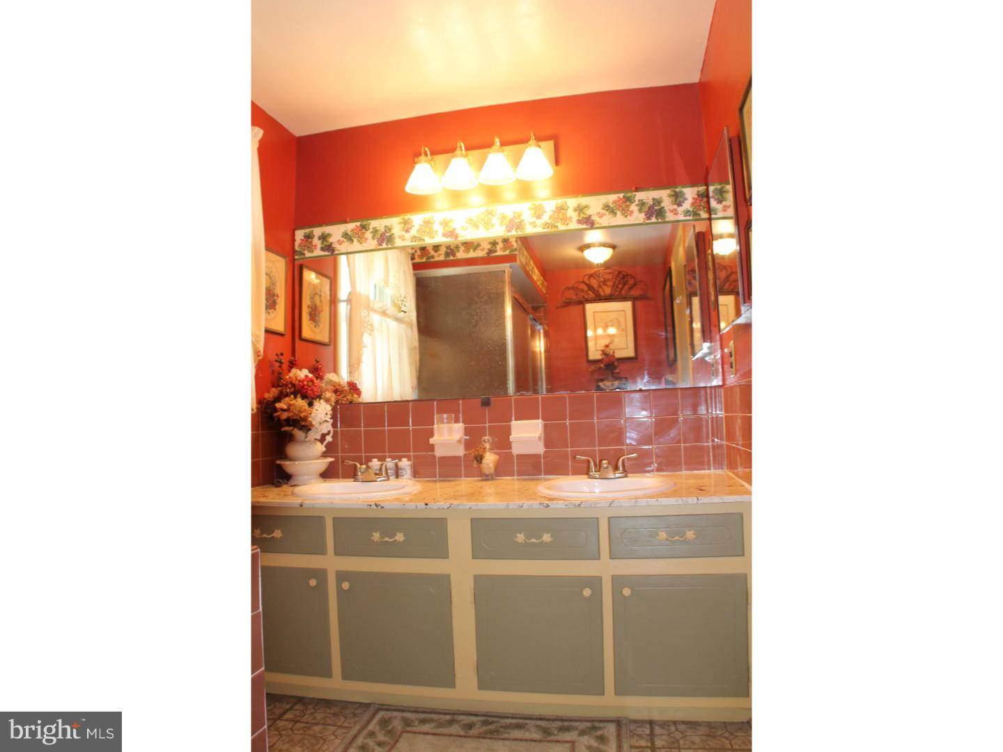 2700 Raven Road Cinnaminson, NJ 08077 - Photo 14 of 19