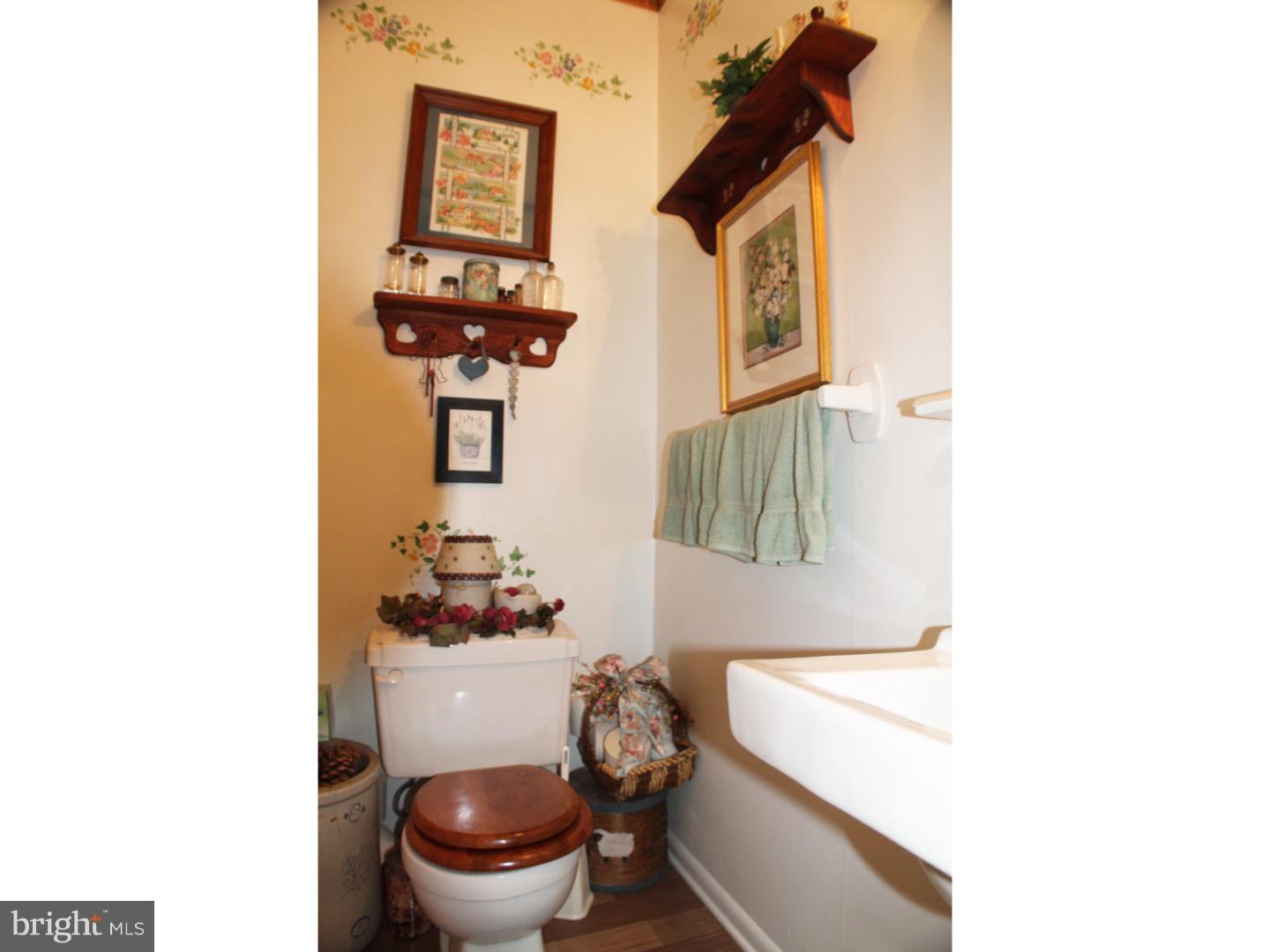 2700 Raven Road Cinnaminson, NJ 08077 - Photo 16 of 19