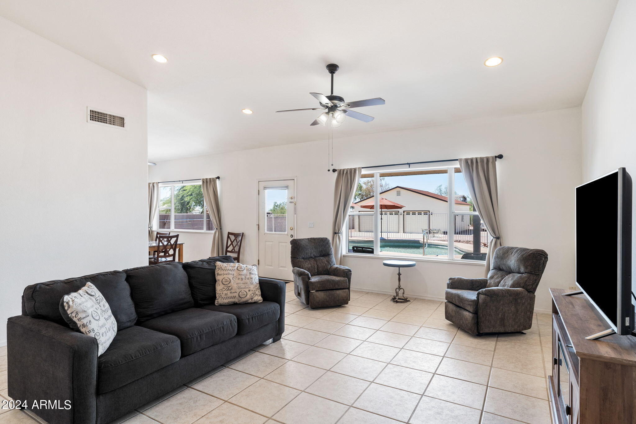 694 South Mountain View Road Apache Junction, AZ 85119 - Photo 8 of 49 008___694 S Mountain View Rd