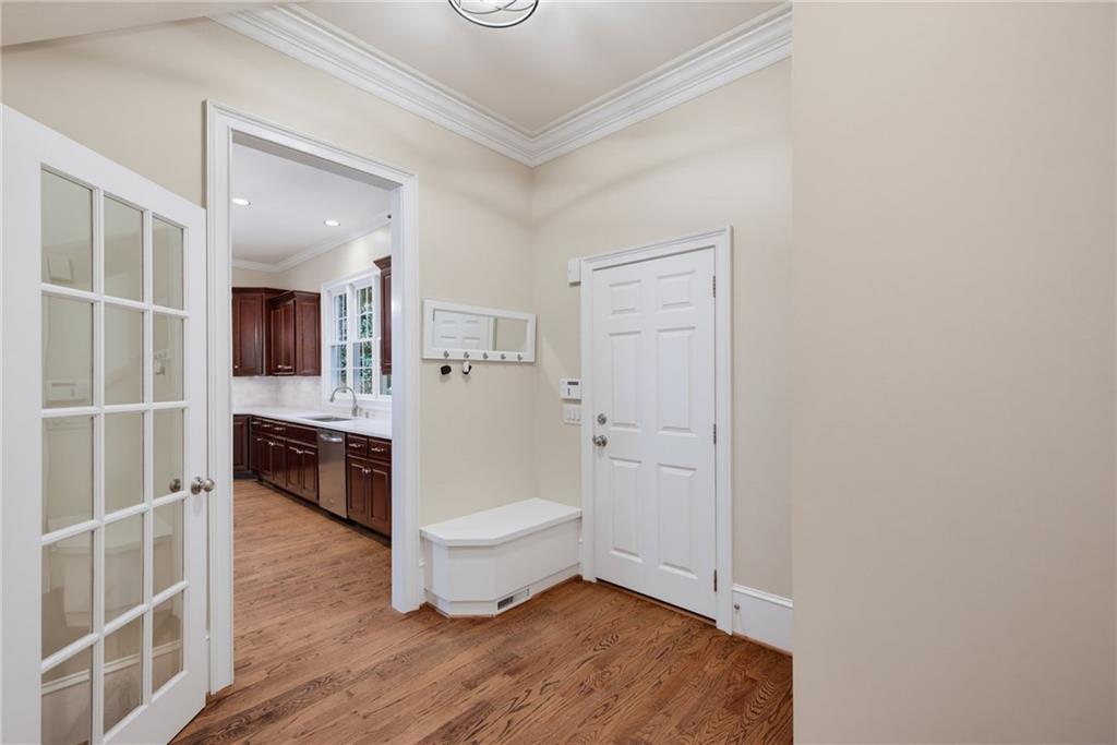 4812 Ridgeview Road Atlanta, GA 30338 - Photo 7 of 39 Gallery Image 7