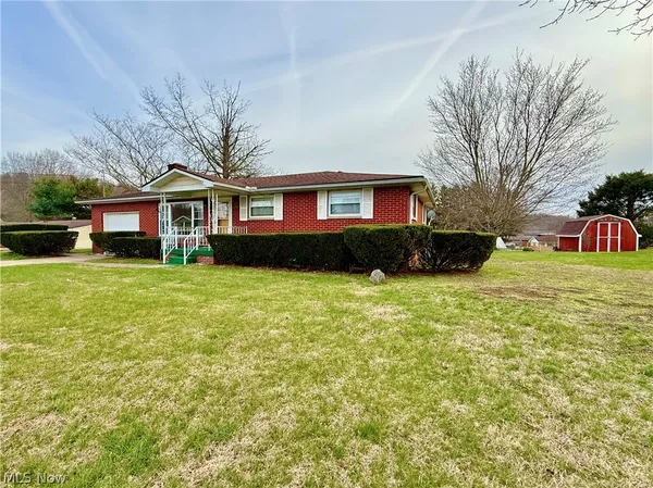 $230,000 | 282 North Meadowlark Drive, Williamstown, WV 26187