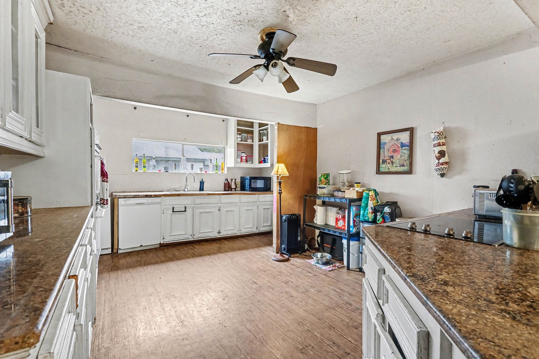 1012 Clear Lake Road Highlands, TX 77562 - Photo 13 of 26