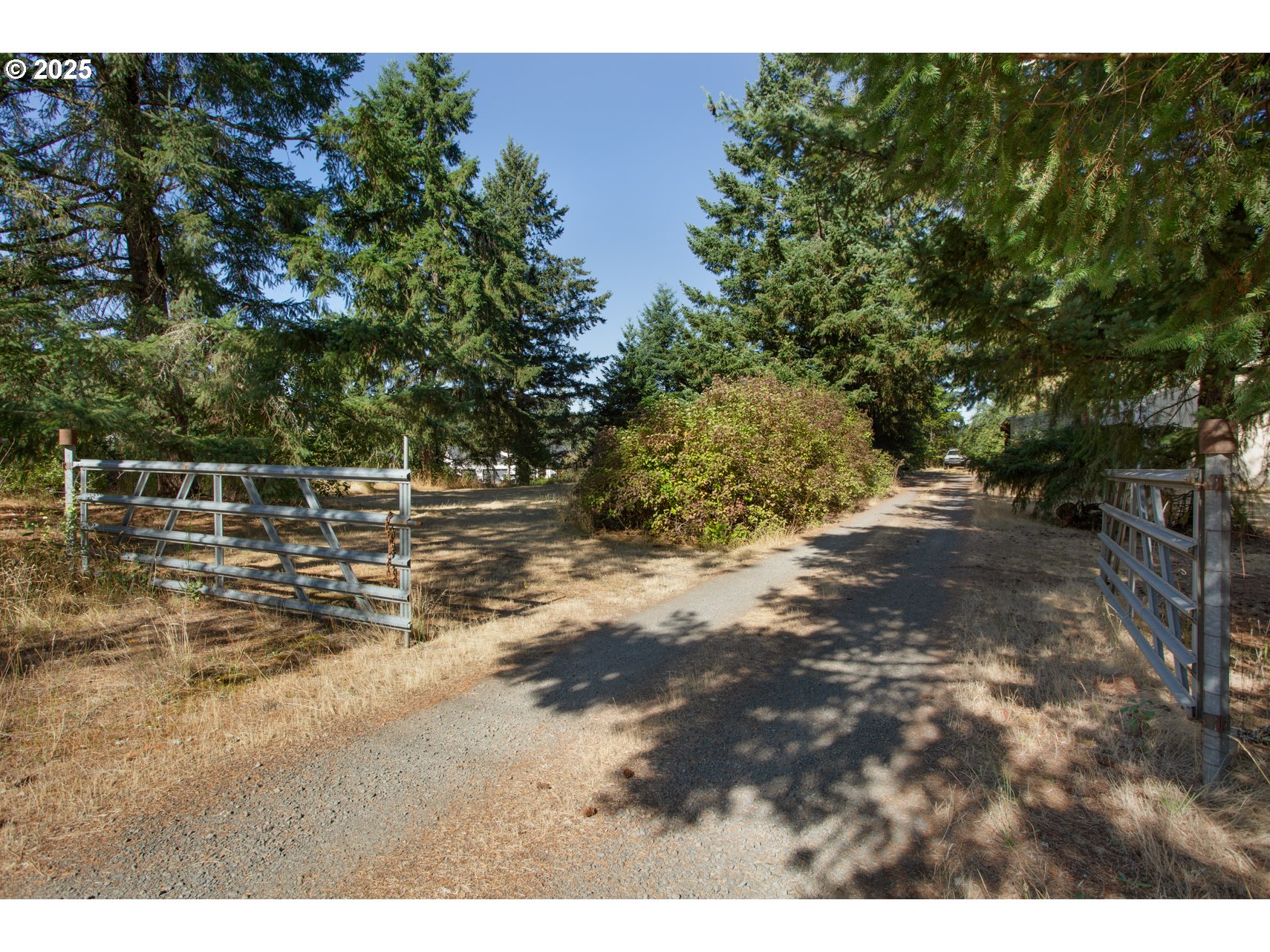 5545 Skyline Road South Salem, OR 97306 - Photo 7 of 21