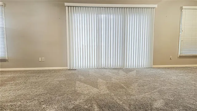 $249,900 | 1018 Palmer Place, Clinton, MO 64735