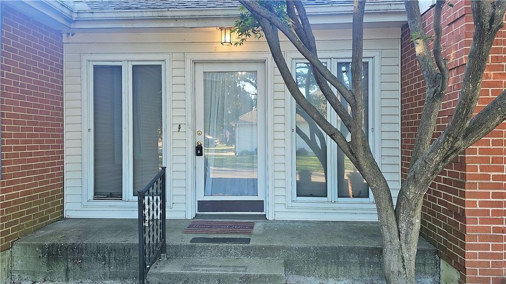 1018 Palmer Place Clinton, MO 64735 - Photo 2 of 34