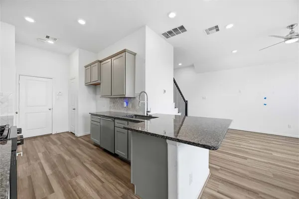 $249,990 | 4058 Balboa Drive, Rosharon, TX 77583