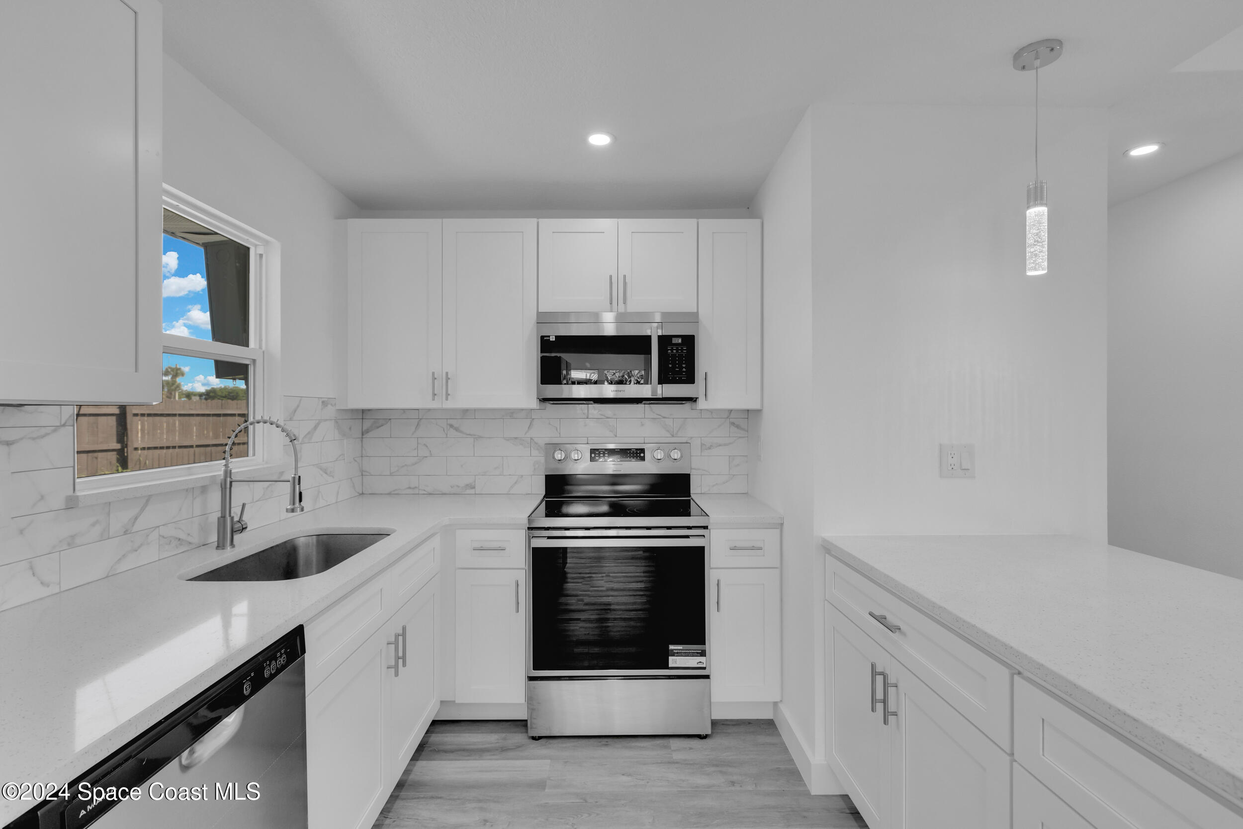 1101 Cable Lane Northeast Palm Bay, FL 32905 - Photo 8 of 33 23