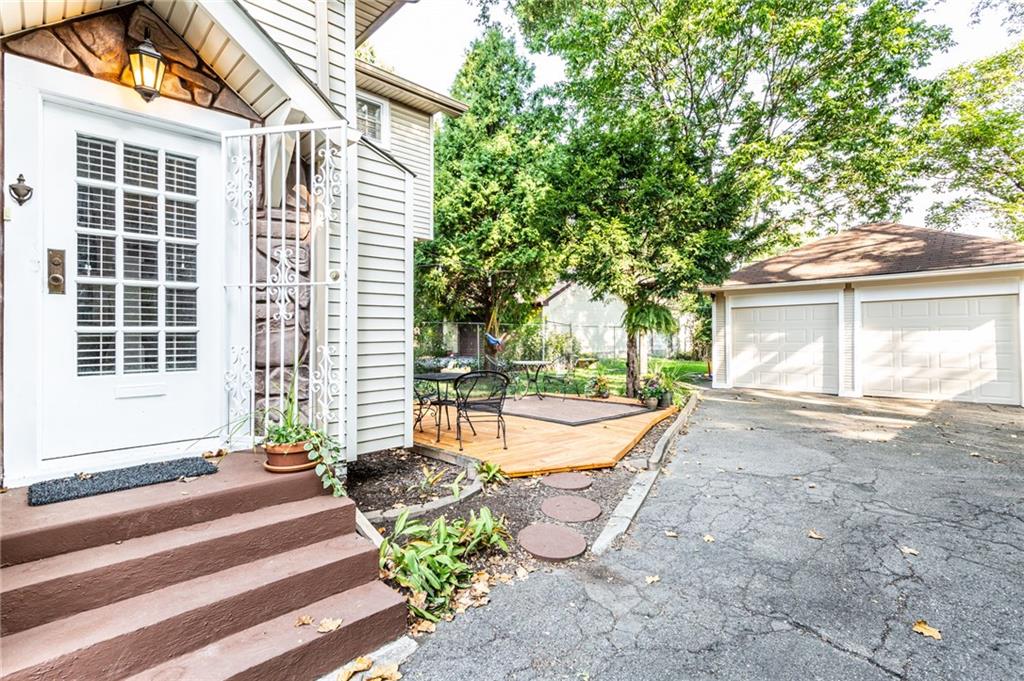 218 Berkley Road Indianapolis, IN 46208 - Photo 25 of 31 Gallery Image 25