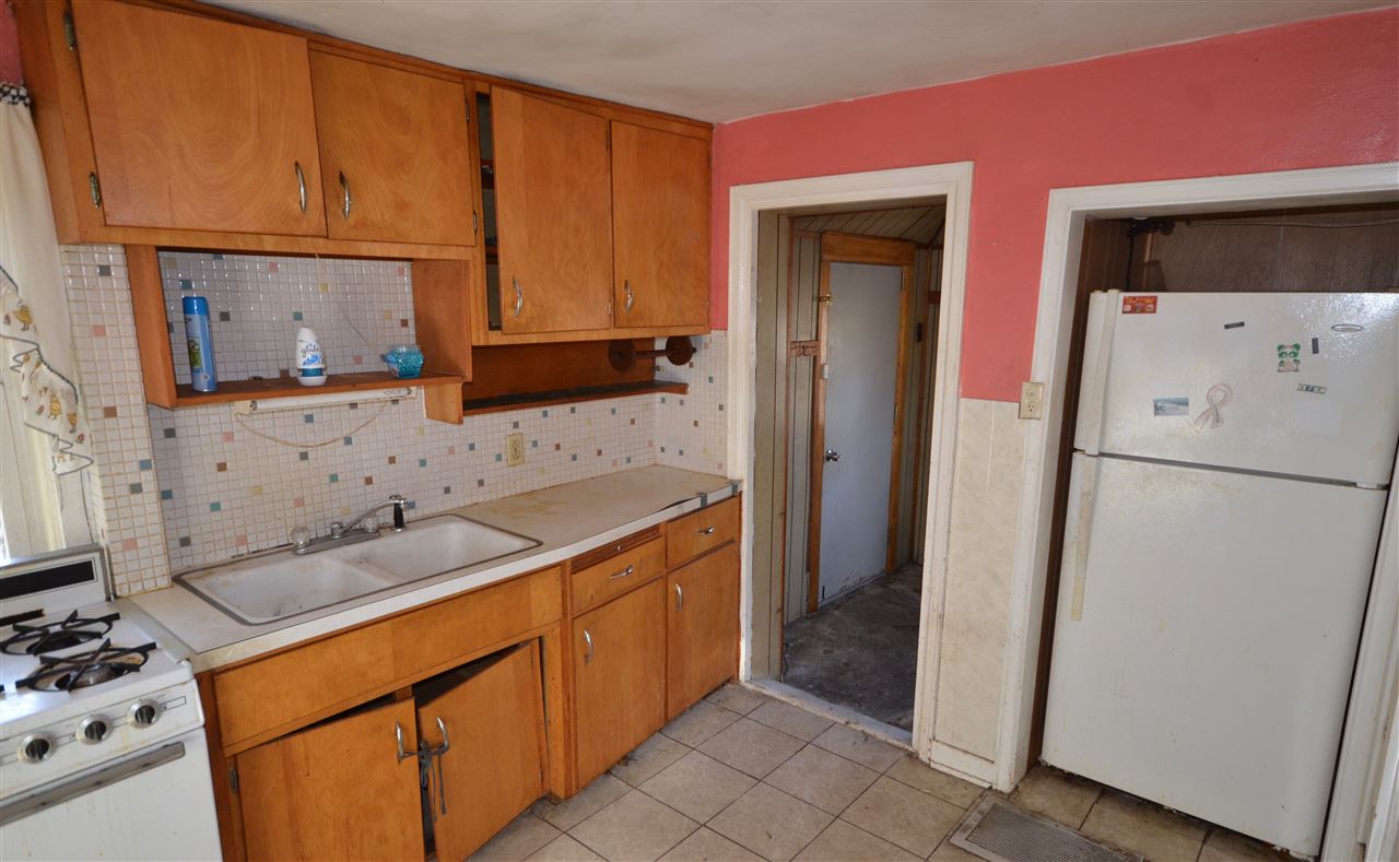 2306 City View Street Waterloo, IA 50707 - Photo 8 of 8 Gallery Image 8