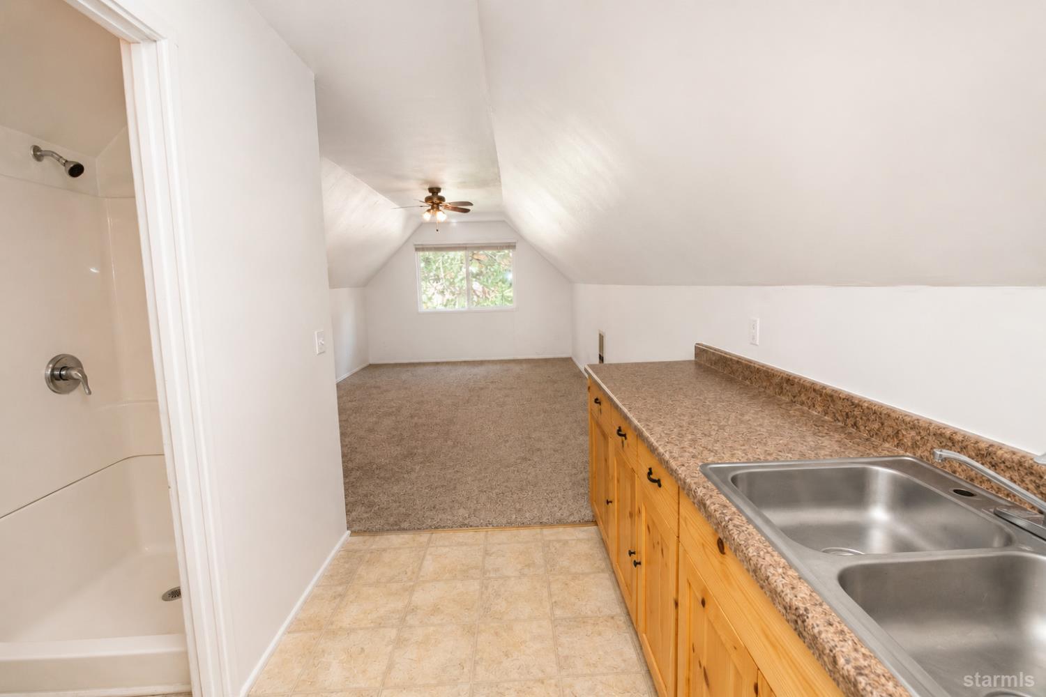 17581 Strawberry Road Twin Bridges, CA 95735 - Photo 27 of 33