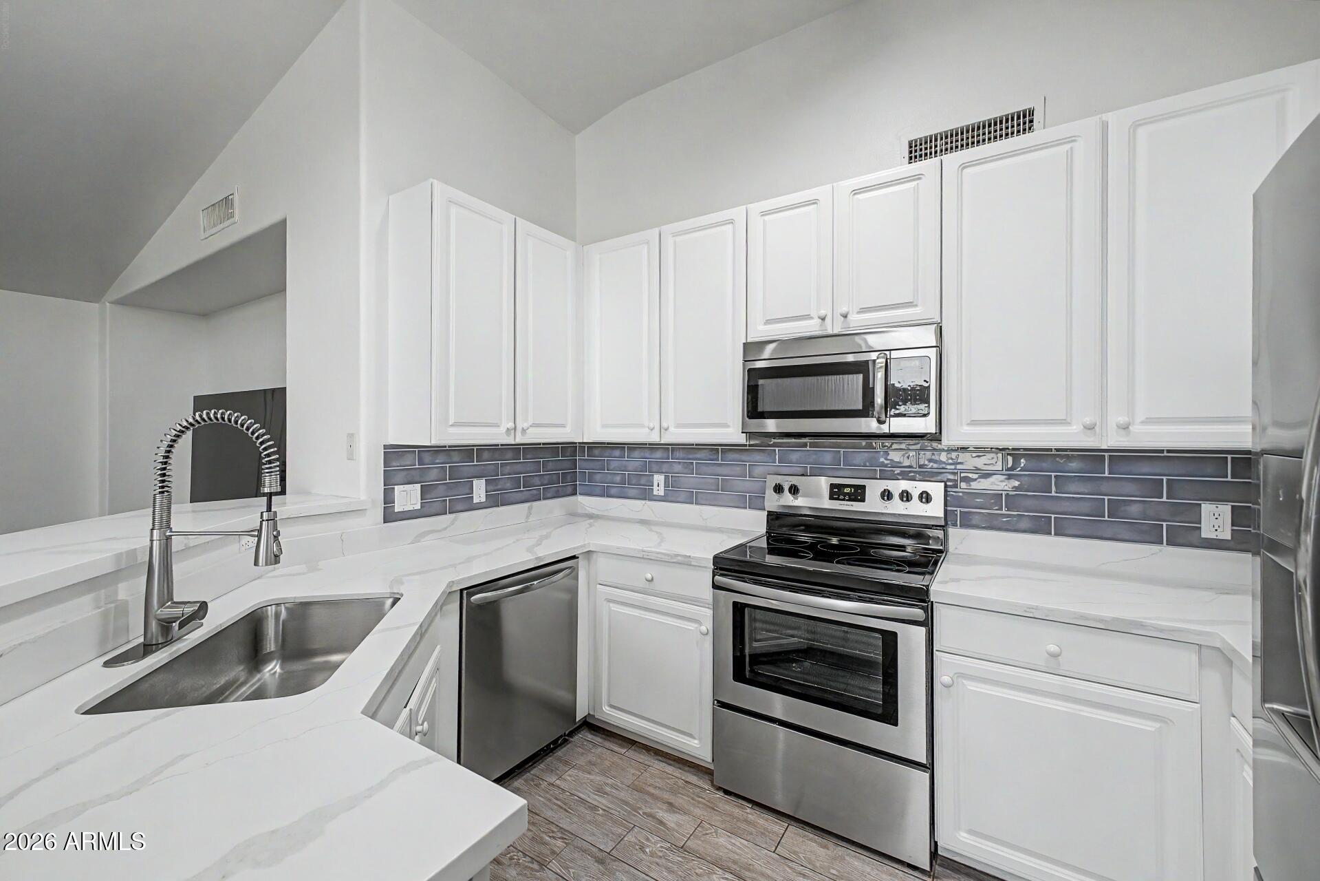 15030 South 47th Way Phoenix, AZ 85044 - Photo 15 of 36 17 - 47th