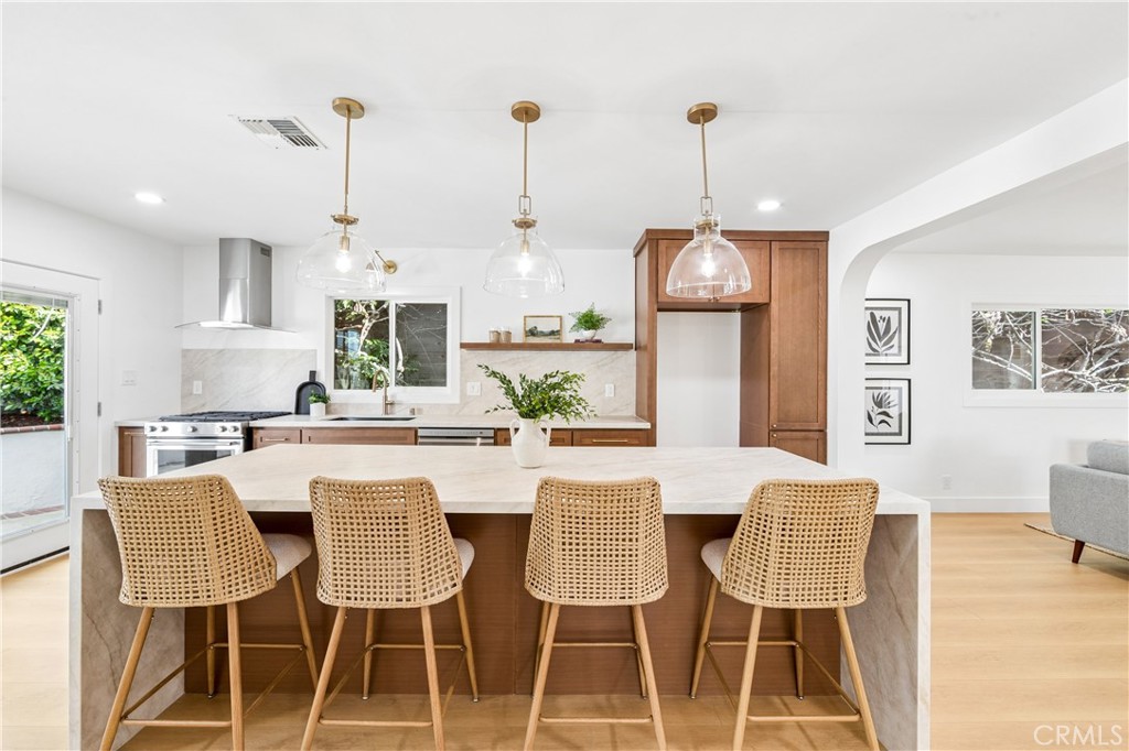 367 Ultimo Avenue Long Beach, CA 90814 - Photo 16 of 47