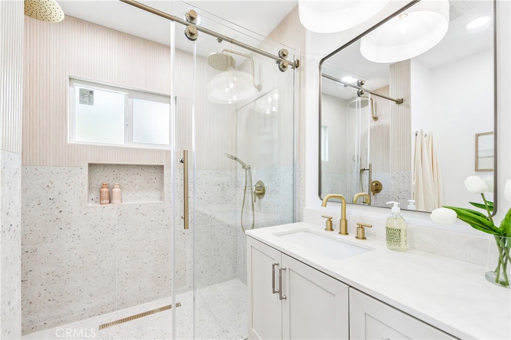 367 Ultimo Avenue Long Beach, CA 90814 - Photo 23 of 47