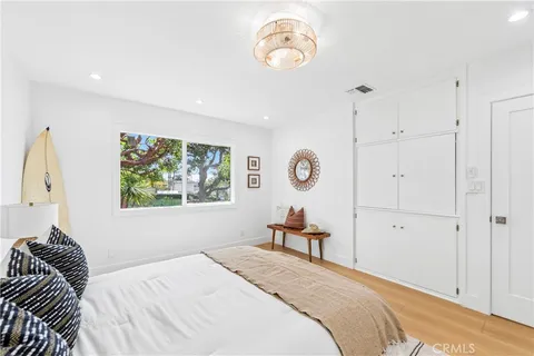 $1,599,000 | 367 Ultimo Avenue, Long Beach, CA 90814