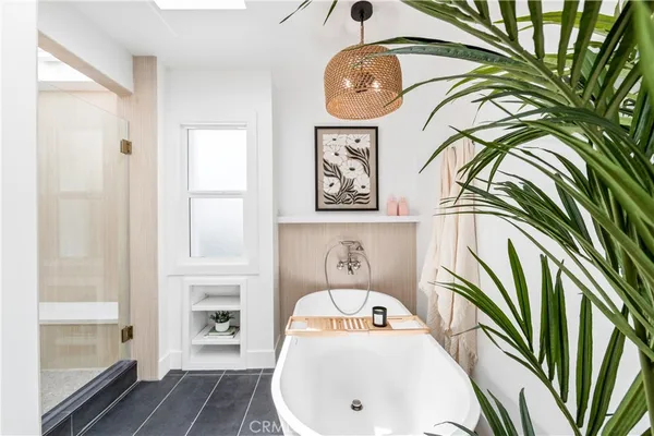 $1,599,000 | 367 Ultimo Avenue, Long Beach, CA 90814