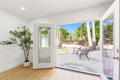 $1,599,000 | 367 Ultimo Avenue, Long Beach, CA 90814