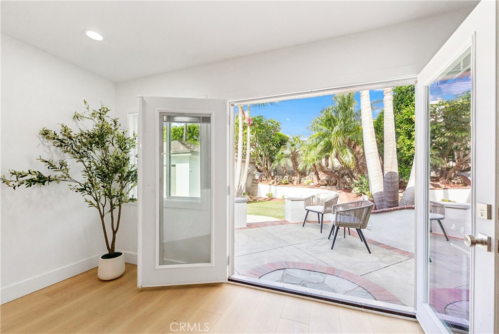 367 Ultimo Avenue Long Beach, CA 90814 - Photo 39 of 47