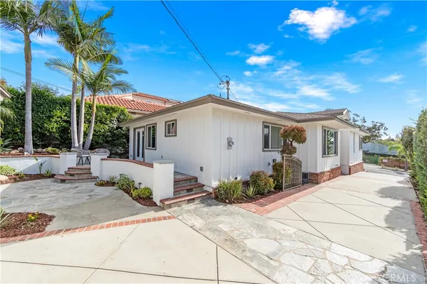 $1,599,000 | 367 Ultimo Avenue, Long Beach, CA 90814
