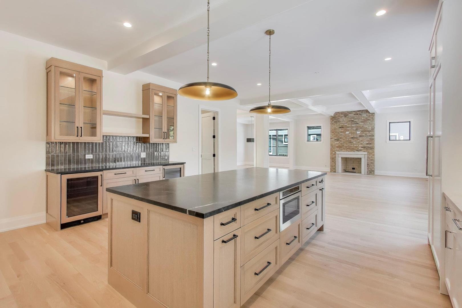 2938 Indianwood Road Wilmette, IL 60091 - Photo 11 of 50