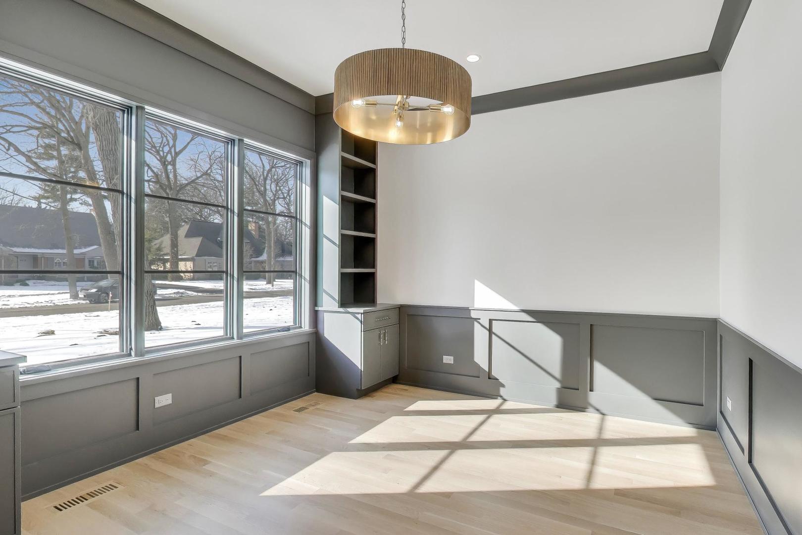 2938 Indianwood Road Wilmette, IL 60091 - Photo 13 of 50