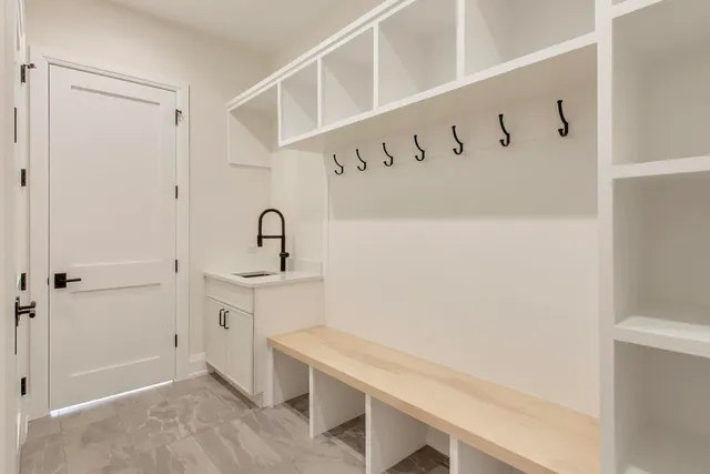 $2,699,000 | 2938 Indianwood Road, Wilmette, IL 60091