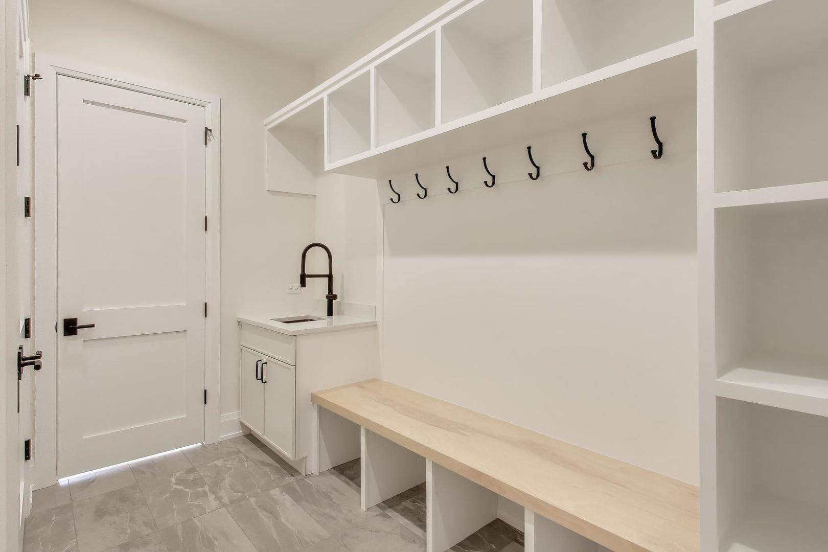 2938 Indianwood Road Wilmette, IL 60091 - Photo 16 of 50