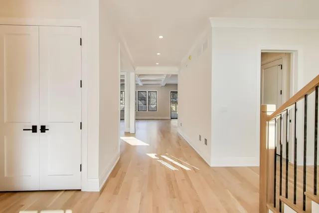 $2,699,000 | 2938 Indianwood Road, Wilmette, IL 60091