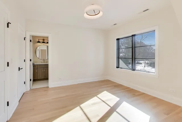 $2,699,000 | 2938 Indianwood Road, Wilmette, IL 60091