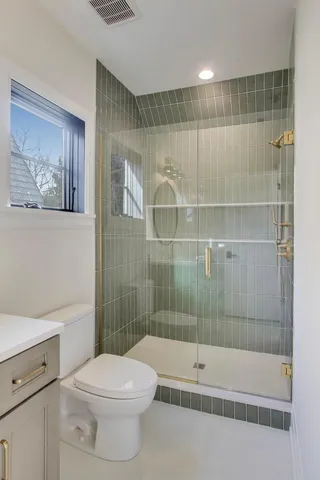 $2,699,000 | 2938 Indianwood Road, Wilmette, IL 60091