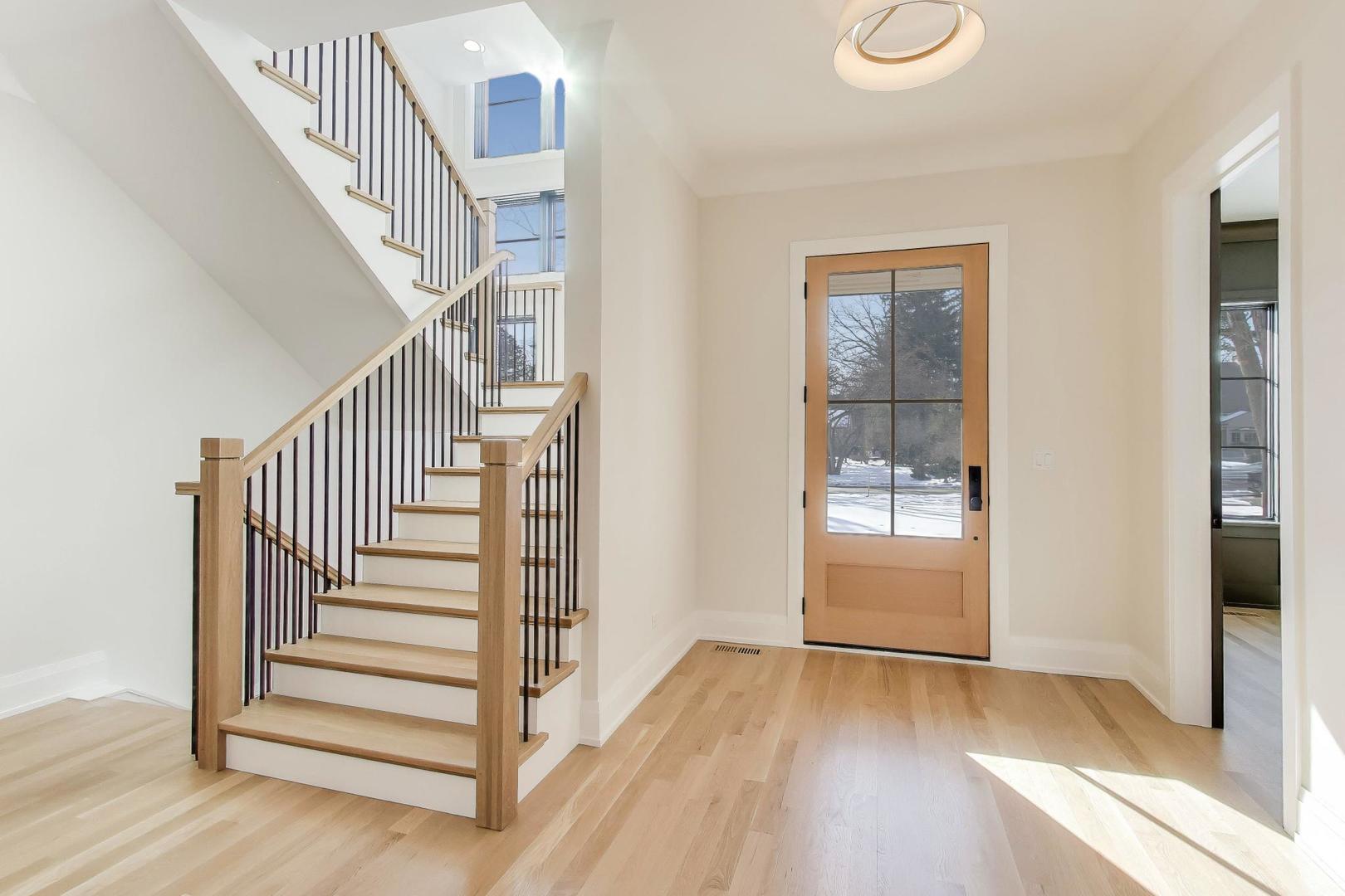 2938 Indianwood Road Wilmette, IL 60091 - Photo 3 of 50