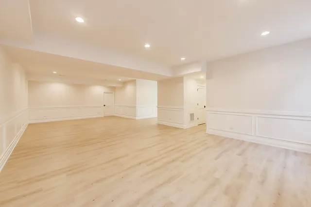 $2,699,000 | 2938 Indianwood Road, Wilmette, IL 60091