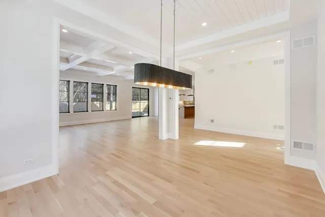 $2,699,000 | 2938 Indianwood Road, Wilmette, IL 60091